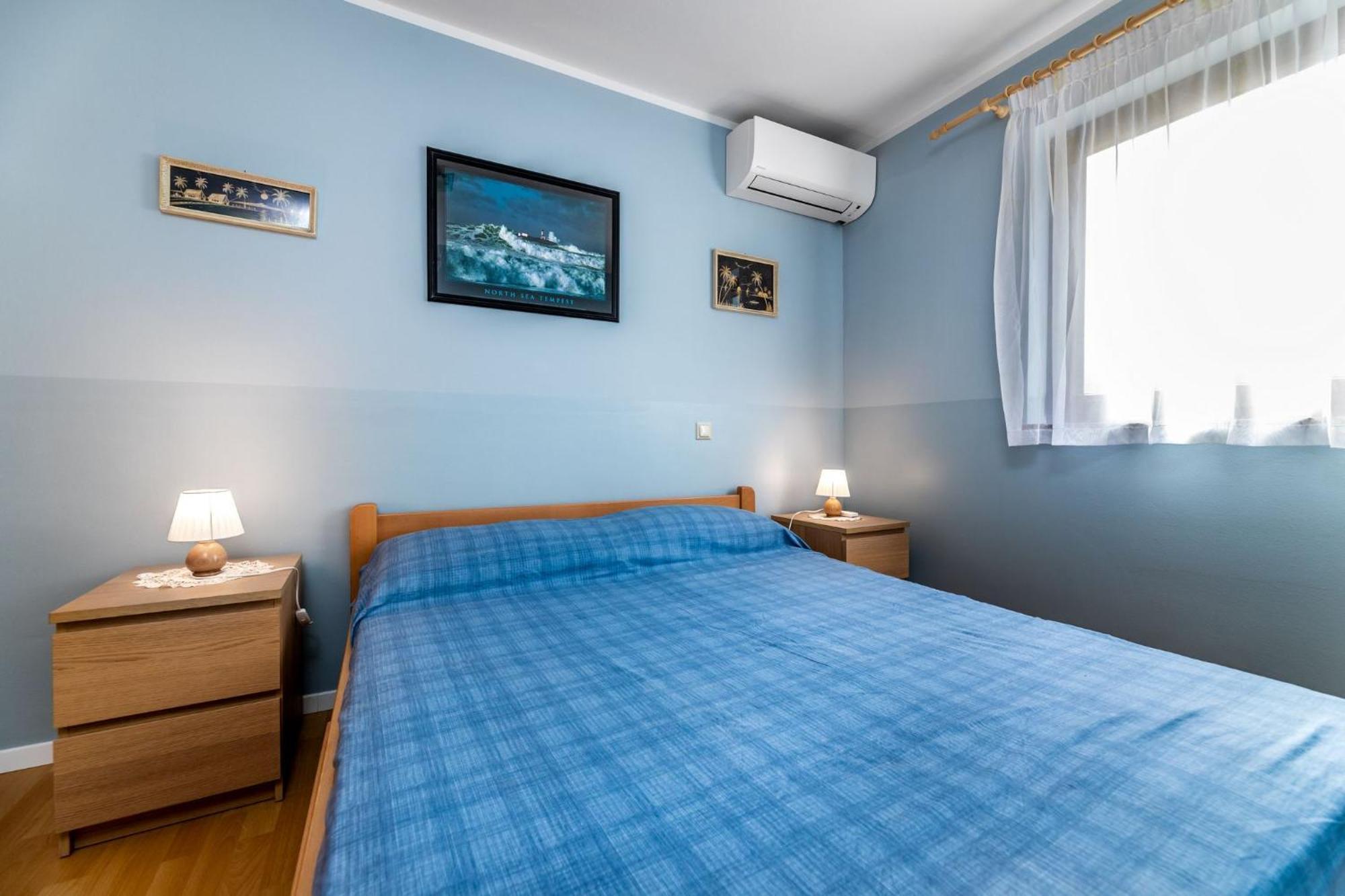 Marina Apartment Baska  Exterior photo